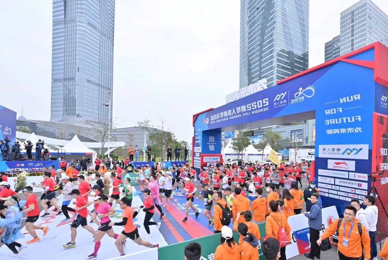 Hengqin Marathon came to a successful end, and Beifeng escorted more than 10,000 runners along the coast!